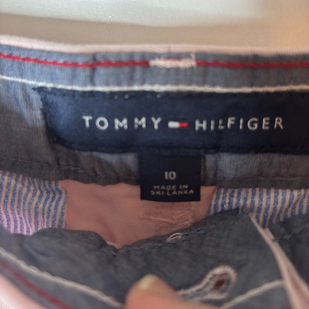 Tommy Hilfiger Light Pink Women's Shorts size 10 in good condition - Picture 4 of 4